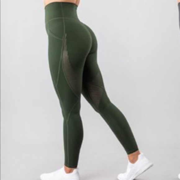 Alphalete Pants - Alphalete laser cut leggings